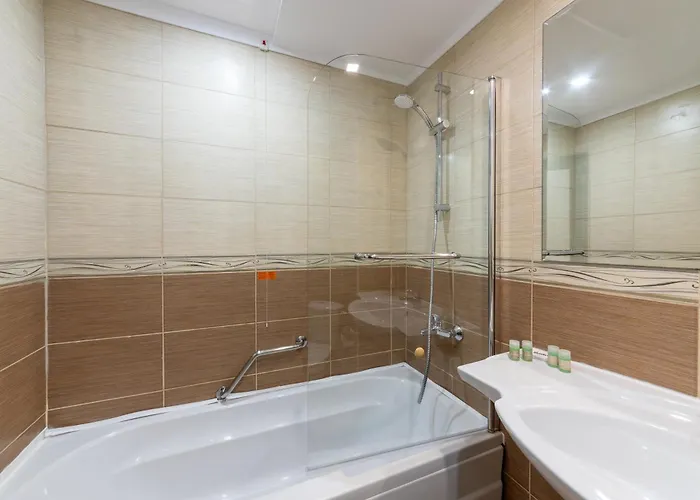 In Sveta Elena Complex With Mineral Pool